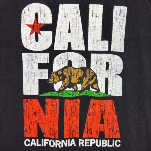 Alstyle Tank Top Mens Medium Black California Republic Bear Sleeveless Shirt - Picture 3 of 6